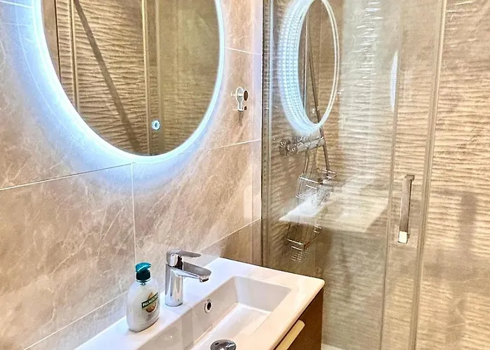 Apartamento Old Town Vibes - 5min To Sea - Ac & Breakfast