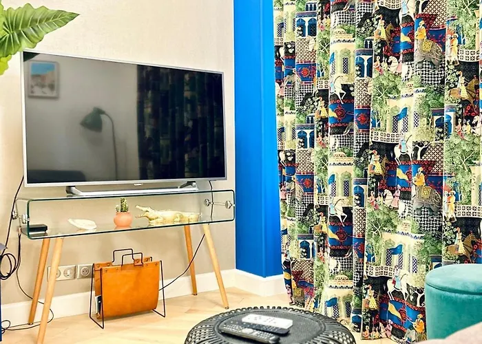 Appartement Old Town Vibes - 5min To Sea - Ac & Breakfast