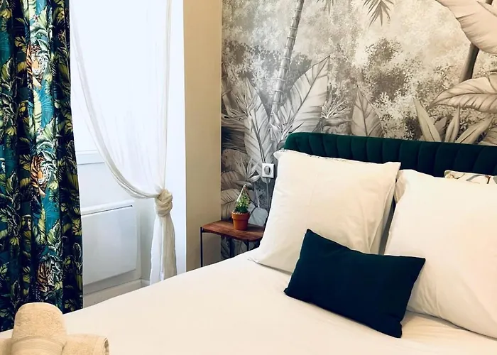 Old Town Vibes - 5min To Sea - Ac & Breakfast Appartement