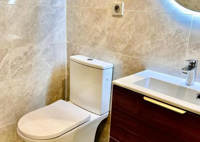 Old Town Vibes - 5min To Sea - Ac & Breakfast Appartement